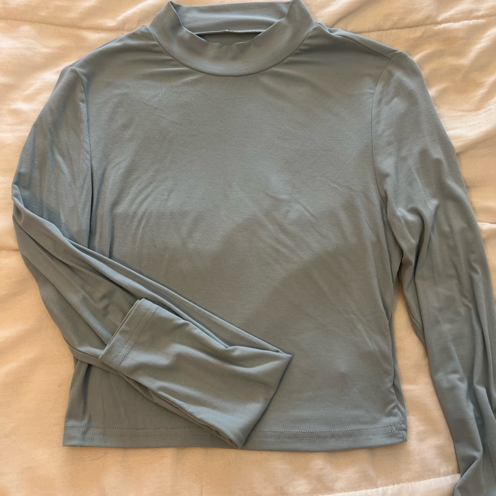 SHEIN Light Blue Long Sleeve Tee